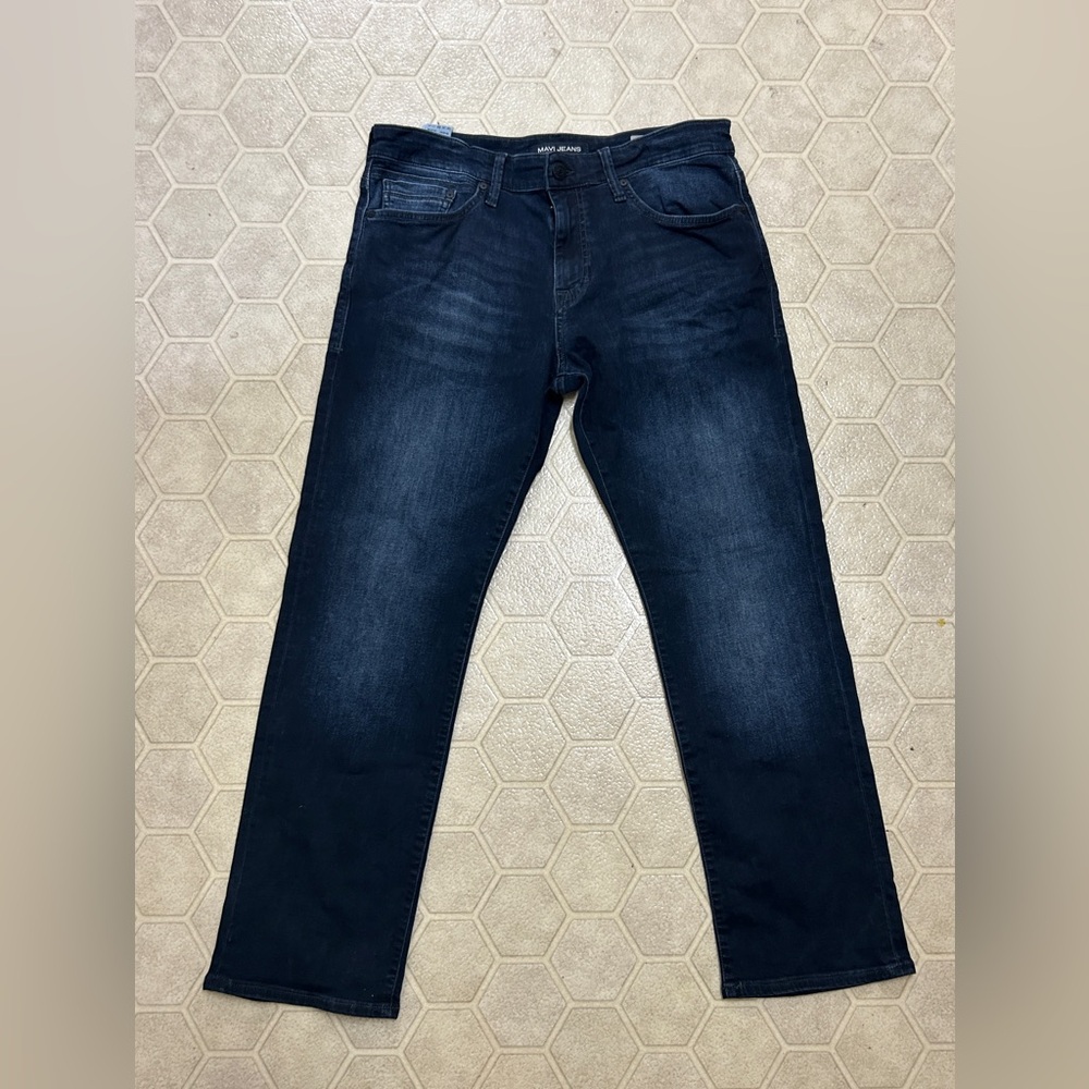 Men’s 32 x 30 Dark Indigo MAVI MATT Zipper Fly Blue Jeans